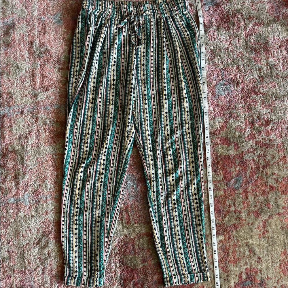 Zara printed pants with drawstrings, relaxed fit